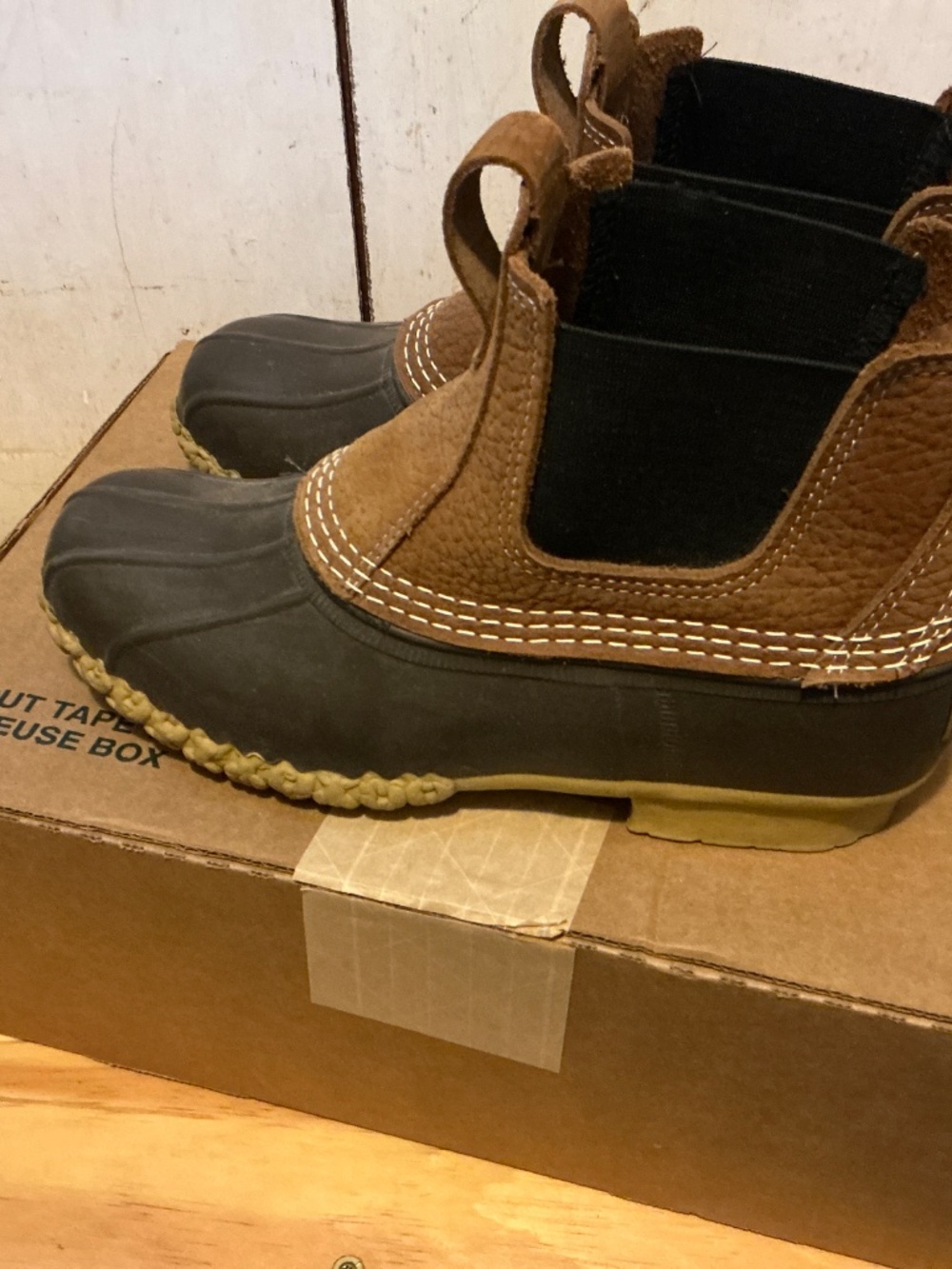 Chelsea Bean Boots - Picture 6 of 6